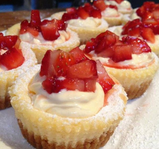 Miniature Baked Cheesecakes-recipe