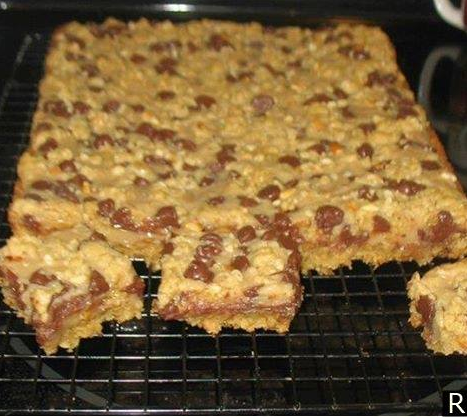 CHOCOLATE PEANUT BUTTER BARS