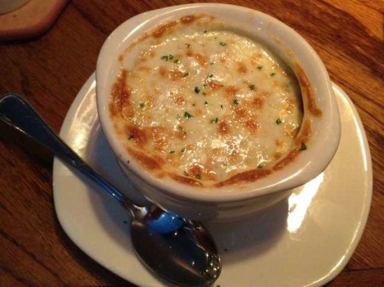OUTBACK STEAKHOUSE WALKABOUT ONION SOUP
