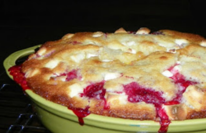 STRAWBERRY CREAM CHEESE COBBLER