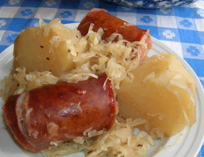 Polish sausage, Sauerkraut and potatoes