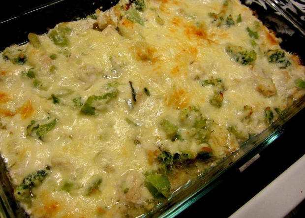 Chicken and Broccoli Cheesy Casserole – Low Carb Recipe