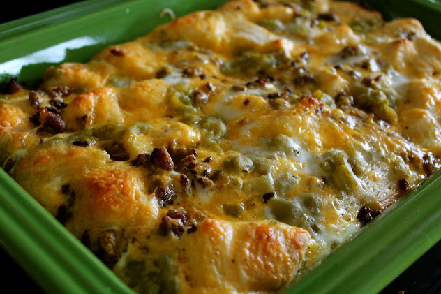 BUBBLE UP BREAKFAST BAKE