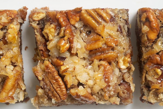 GERMAN CHOCOLATE PECAN PIE BARS