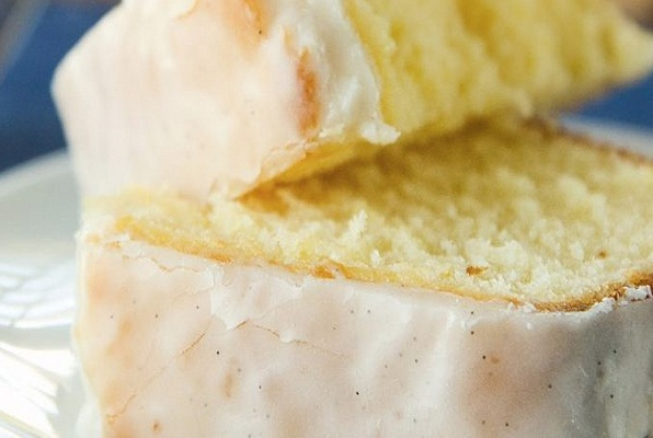 Italian Lemon Pound Cake