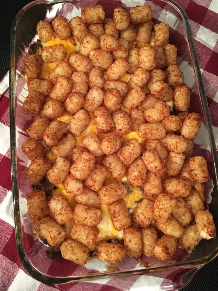 CHEESEBURGER TATER TOT CASSEROLE