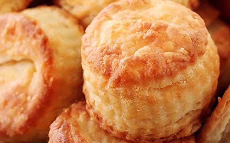 3-Ingredient Cream Cheese Biscuits