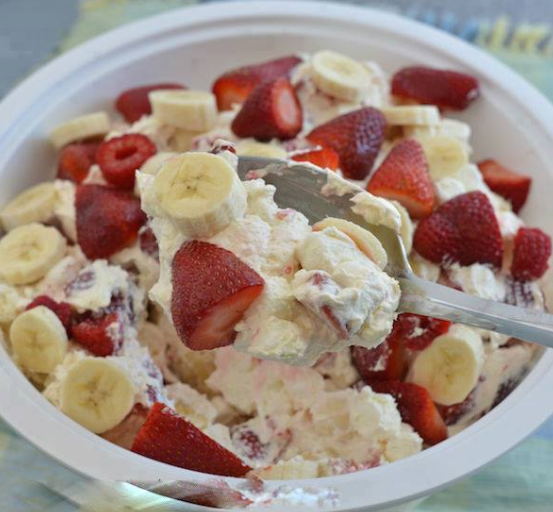 Strawberry-Banana Cheesecake Salad