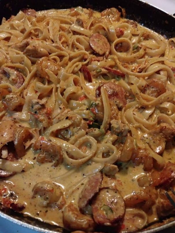 Cajun pasta be Poppin