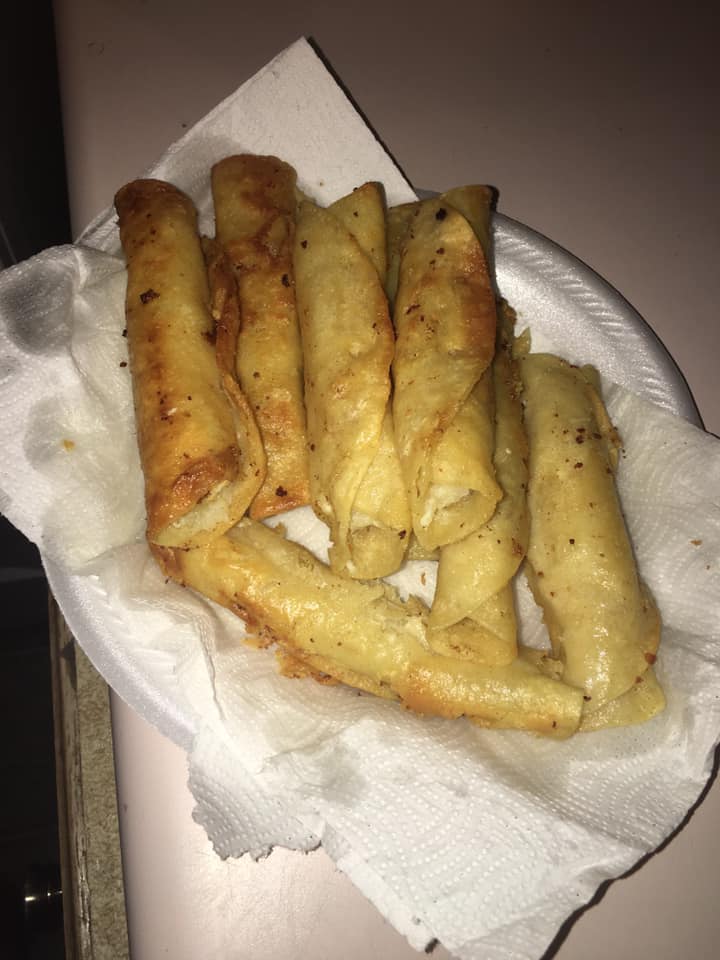 Taquitos dorados