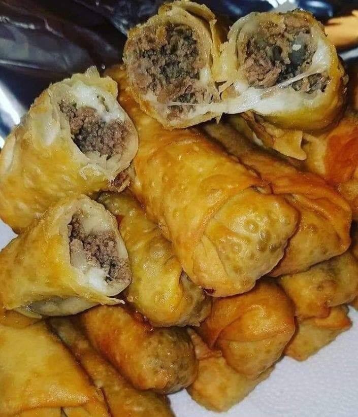 Philly cheesesteak egg rolls