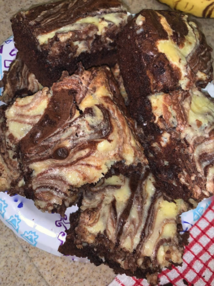 Cheesecake brownies