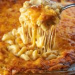 THE CHEESIEST MACARONI AND CHEESE EVER