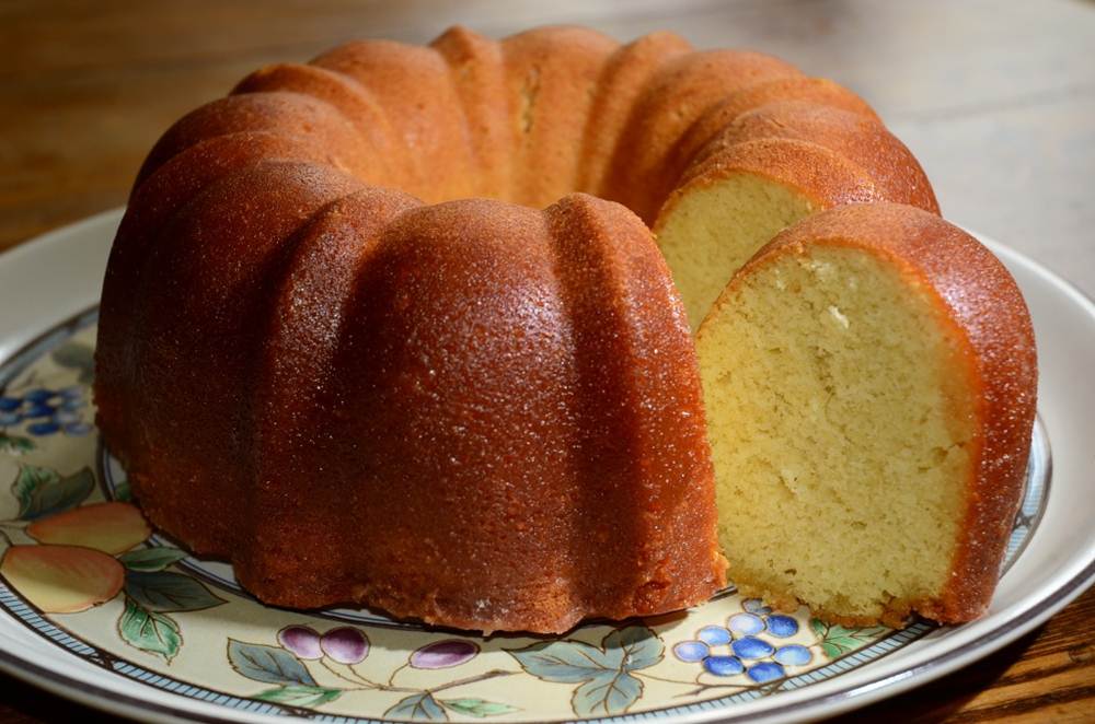 How To Make Soft Moist Butter Cake