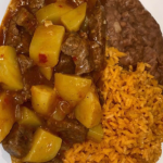 Carne Guisada con Chile de Arbol