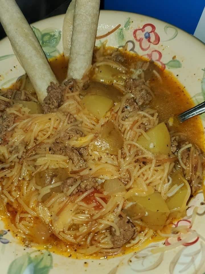 Fideo with potatoes and ground beef