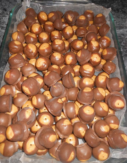 Christmas Buckeye Balls Recipe