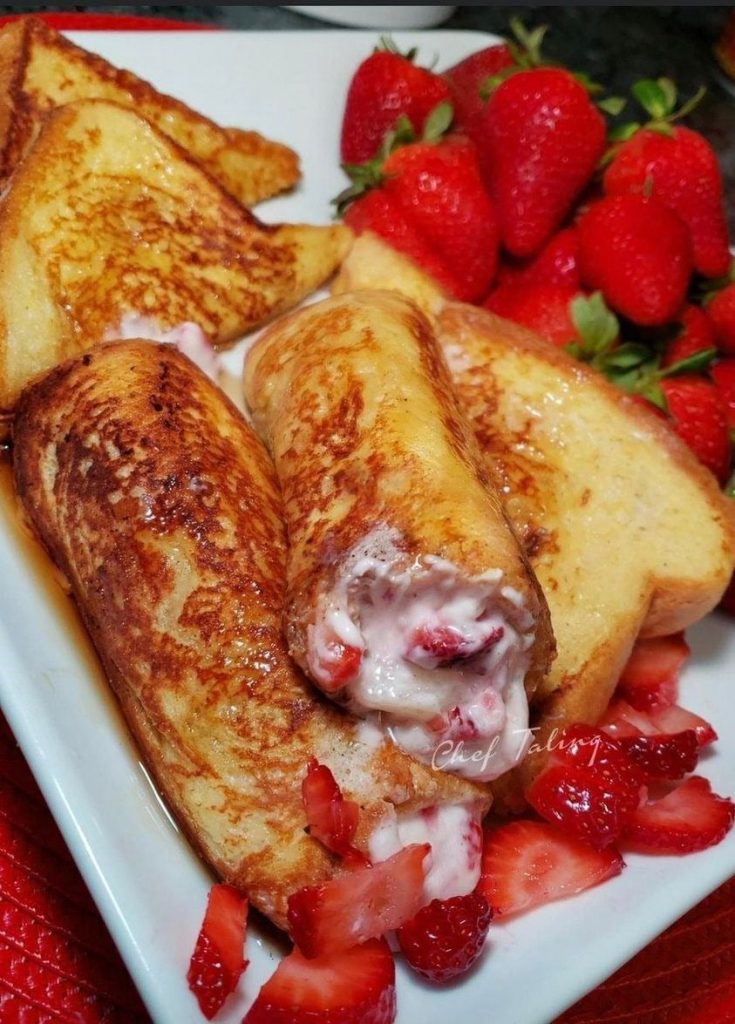 Strawberry French Toast Roll Ups
