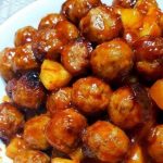 Slow Cooker Pineapple Barbecue Meatballs