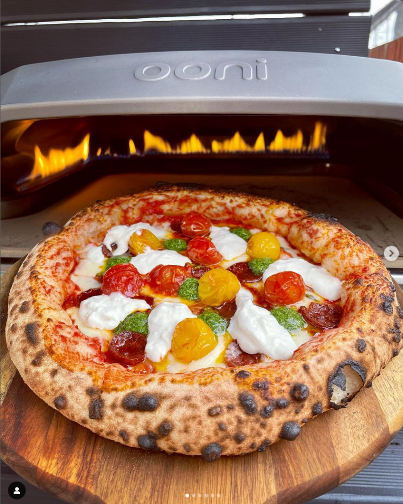 BEST Homemade Margherita Pizza