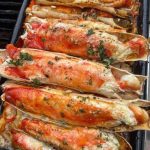 Snow Crab Legs in Garlic Butter Beer Sauce