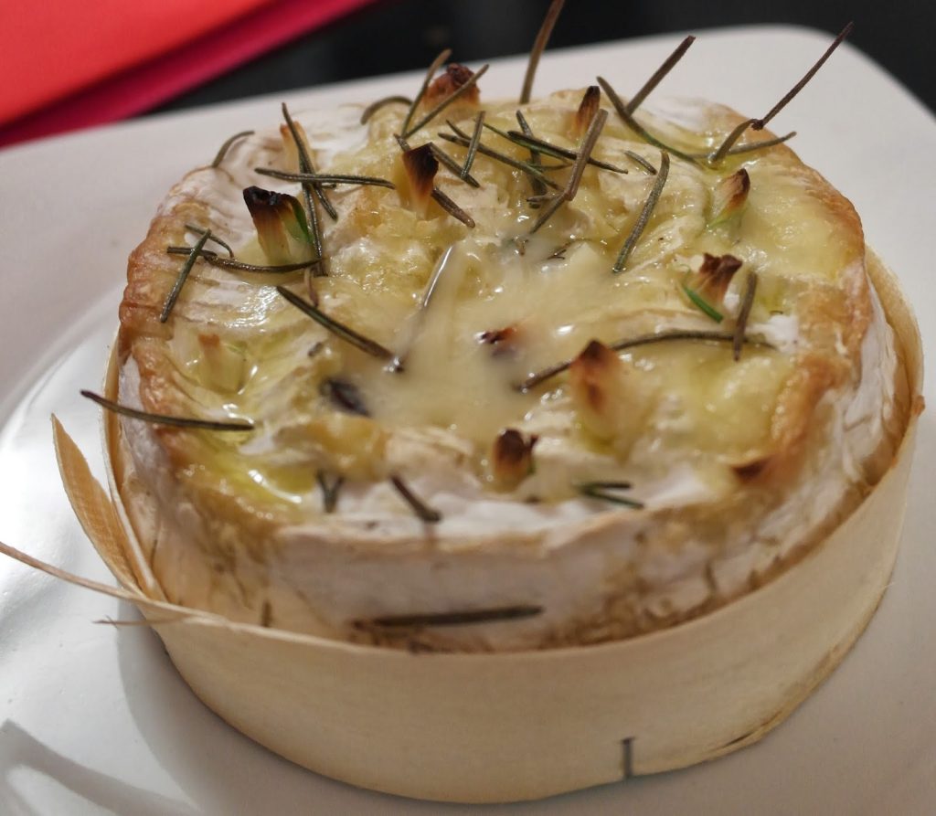 Air Fryer Baked Camembert