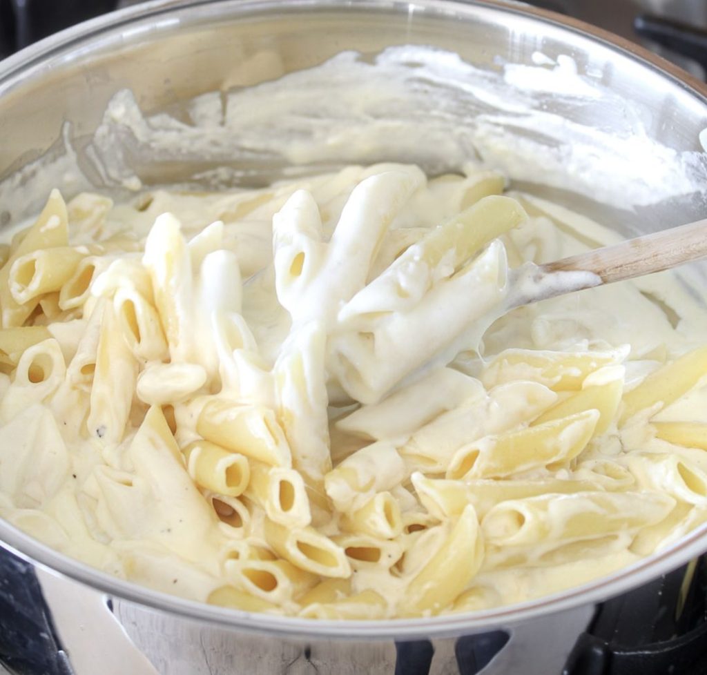 How to Make Alfredo Sauce