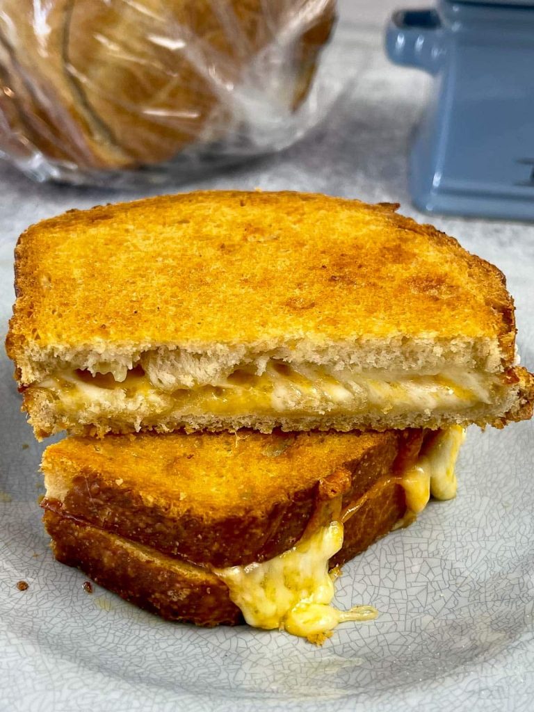 Air Fryer Grilled Cheese Sandwich
