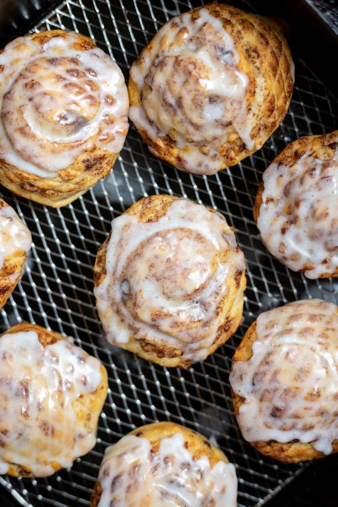 Air Fryer Cinnamon Rolls