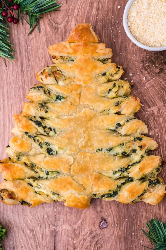 Spinach Artichoke Dip Pull Apart Christmas Bread