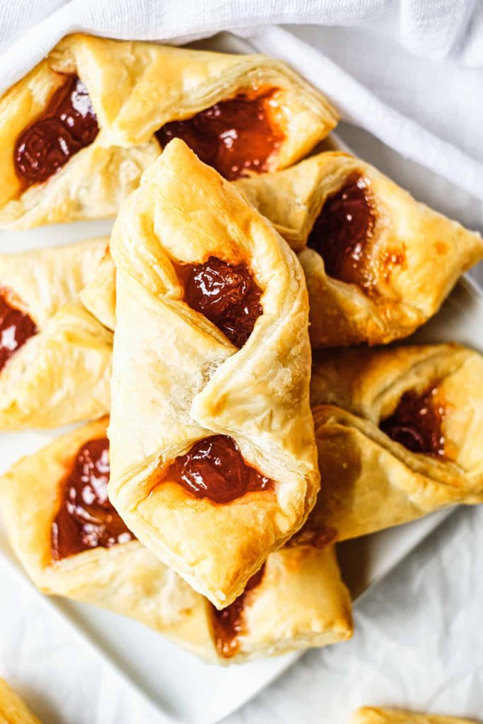 Air Fryer Puff Pastry Breakfast Bites