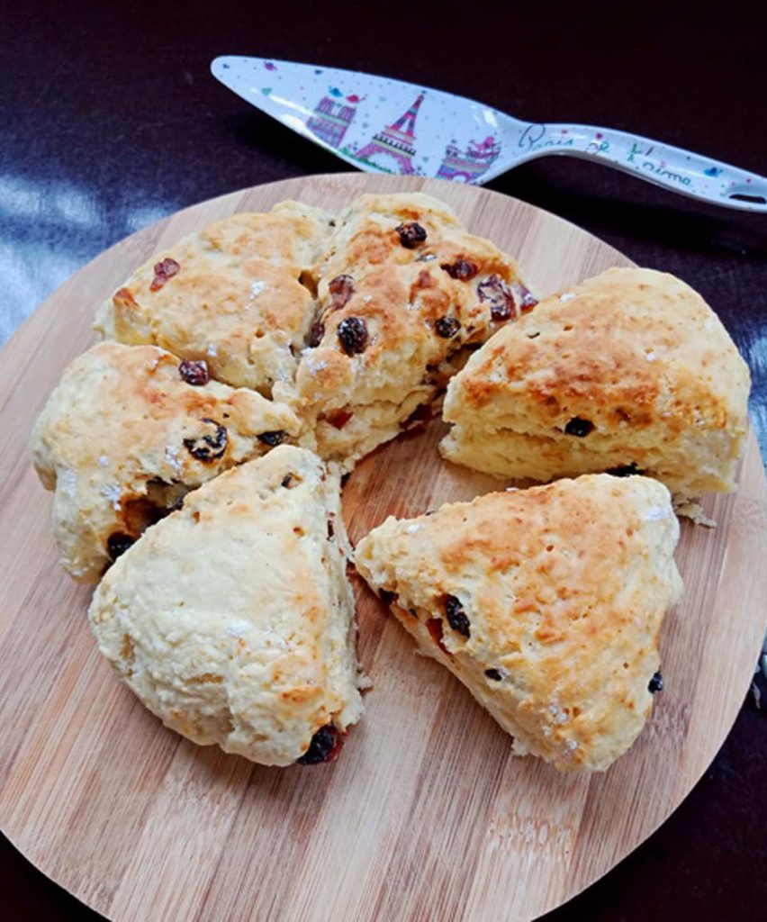 Air Fryer Eggless Raisin Scone