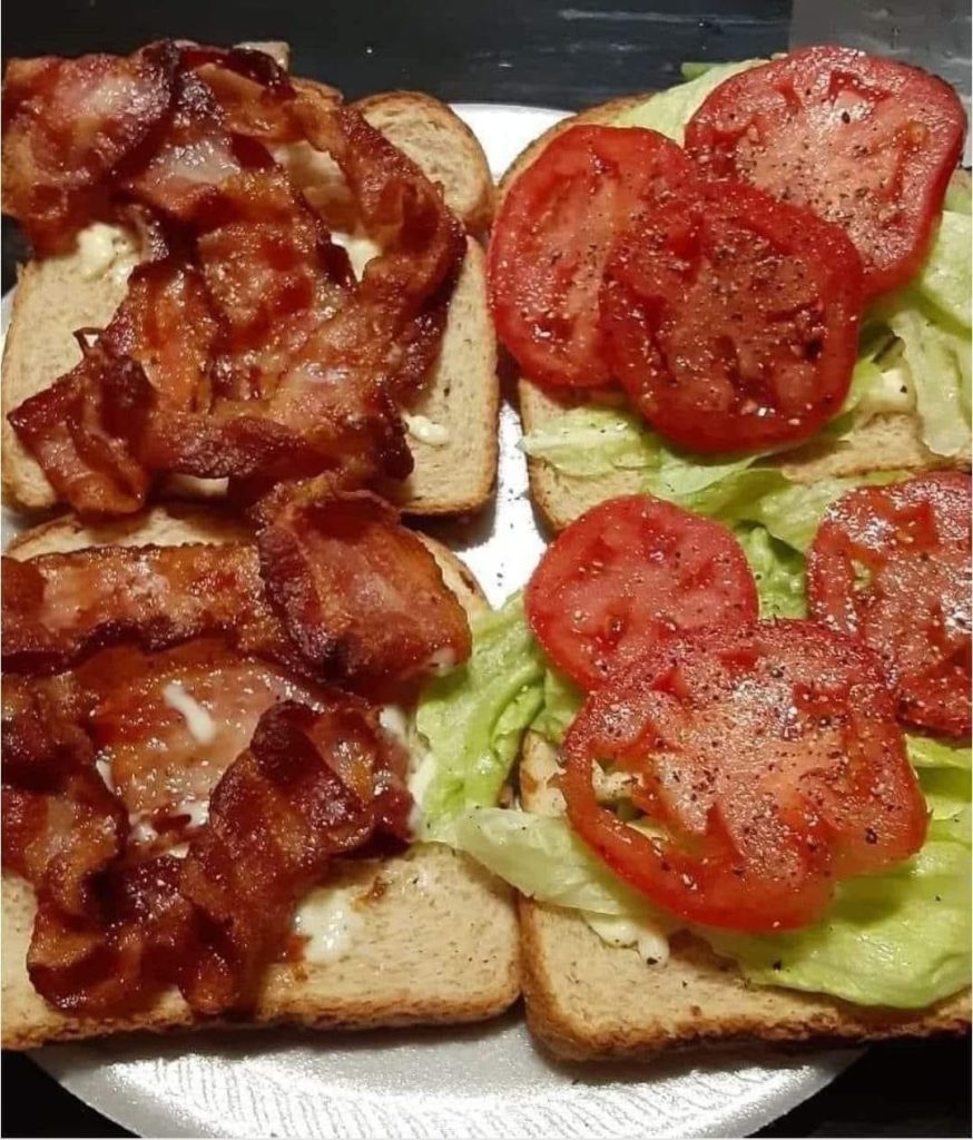 TREMENDOUS BLT SANDWICH
