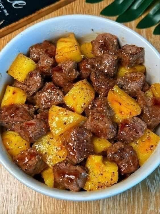 Air Fryer Garlic Butter Steak Bites and Potatoes
