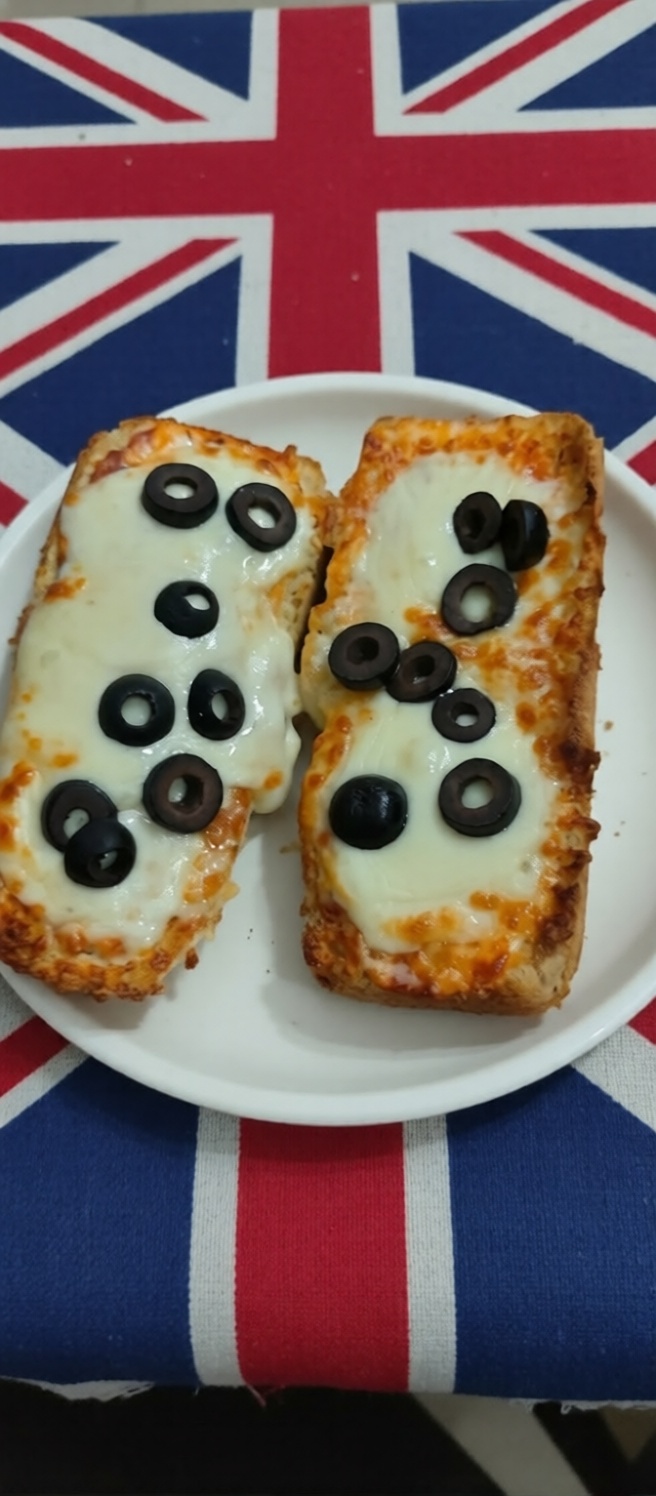 Air Fryer Cheesy Breadsticks