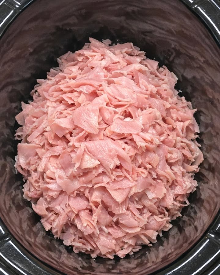 Slow Cooker ham and Swiss Sliders